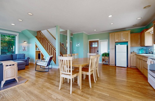 Coupeville House | Relaxing Ocean-View Retreat on the Sunny Side of Whidbey Island