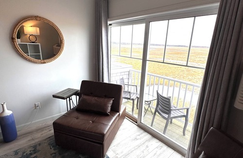 Seabrook Condo | Relaxing studio condo with WiFi and AC in wonderful Seabrook