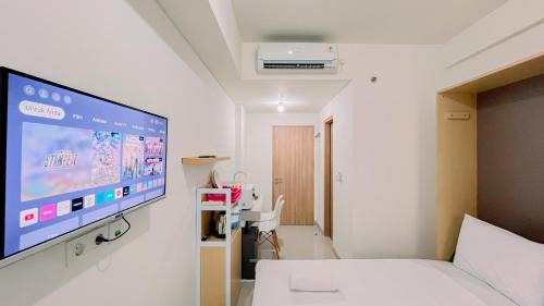 Makassar Apartment | Relaxing Studio No Kitchen Apartment Bandaraya Tallasa City Makassar By Travelio