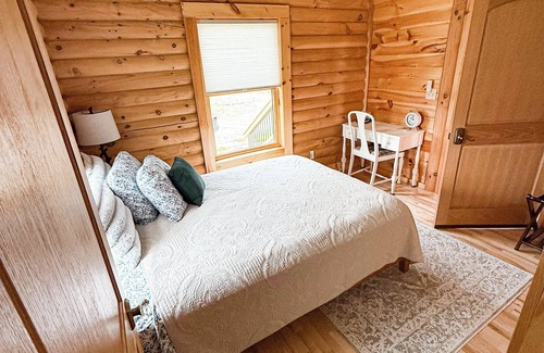 Rapid River Bed & Breakfast | Relaxing Vacation in a Log Home on Big Bay De Noc!