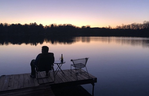 Waupaca House | Relaxing Waterfront Cabin Located On A Sandy Bottom Crystal Clear Lake.