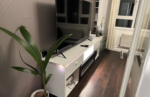 Crystal Palace Apartment | Remarkable 1-Bed Apartment in London