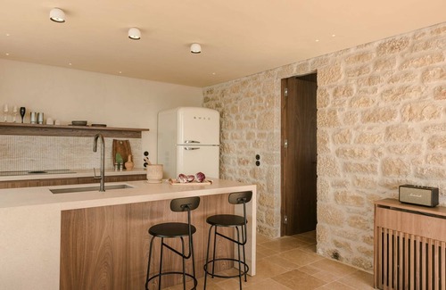 Kardamyli Villa | Remarkable Kardamyli Beachfront Villa | Villa Millennium Earl | 2 Bedrooms |.