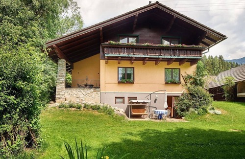 Weissenbach Apartment | Remise - App.with 2 bedrooms; shower, WC - Abenteuerhof Schiefer