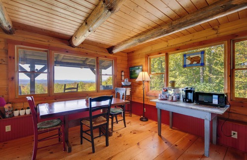 Sharon Cabin | Remote Escape: Vermont Cabin w/Mountaintop Views!