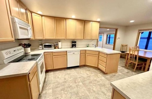 Anderson Island House | Remote Island, Private Beachfront Getaway, High Speed Internet, Pet-Friendly