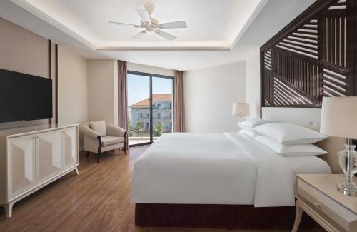 Cua Đai Resort | Renaissance Danang Hoi An Resort & Spa