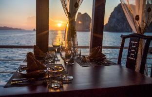 Hon Gai Boat Rental | Renea Cruises Halong