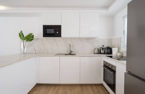 Maspalomas Ski Chalet | Renovated Mediterranean style Coast Paradise