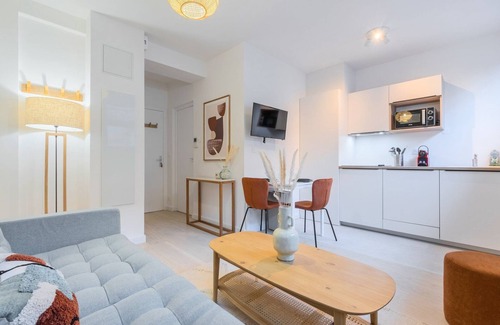 Lille Centre Ville Apartment | Renovated 1 bedroom apartment