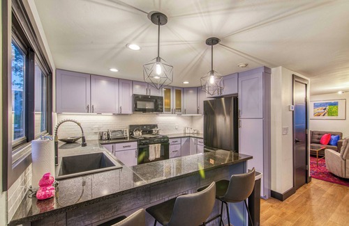 Aspen Condo | Renovated 3 br 3 bath Condo at Aspen Highlands, 2min to skiing, deck over creek