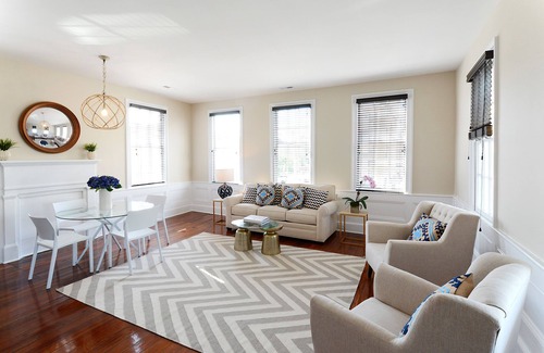 Cannonborough Elliotborough House | Renovated 7-Bedroom Mansion Off of King Street