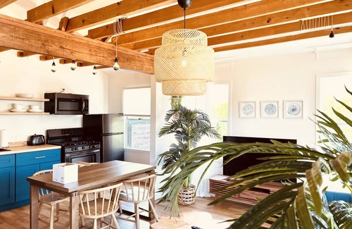 Los Angeles House | Renovated and designed by an LA based architect with a wonderful front yard.