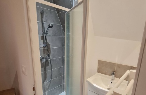 Neuvy-sur-Loire Apartment | Renovated apartment in an old building