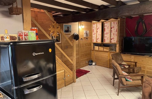 Auzat House | Renovated barn at 1000 meters altitude in the heart of the PYRENEES ARIEGEOISES