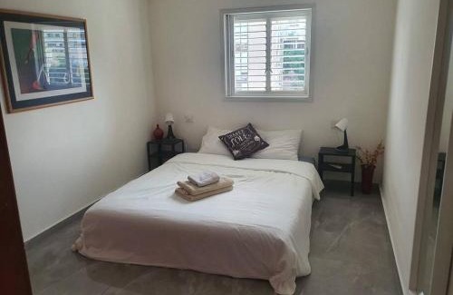Tel Aviv Apartment | Renovated central 3 bedroom apt with great terrace and Bomb Shelter