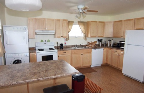 Sea View Cottage | Renovated Cottage with Two Full Bathrooms Steps from PEI's Most Beautiful Beach