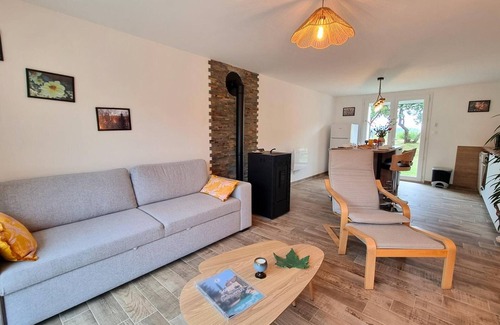 La Versanne Cottage | Renovated cottage with Wi-Fi, garden and pets allowed in La Versanne