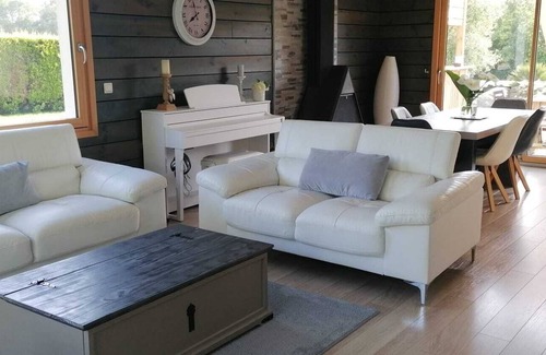 Sizun Villa | Renovated country house with swimming pool, in a quiet location with a large garden planted with trees