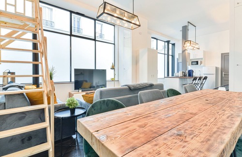 Necker Apartment | Renovated Design Apartment In Montparnasse