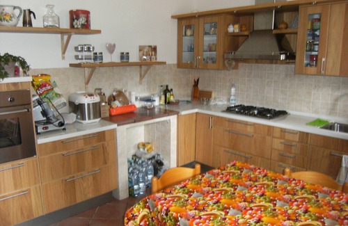 Agugliano House | RENOVATED FARMHOUSE NEAR ANCONA