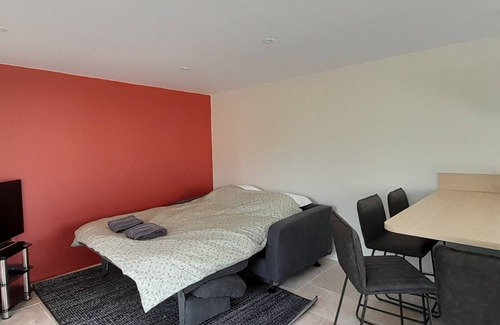 Chailly-en-Biere House | Renovated house, quiet, small terrace, parking and close to Barbizon & forest.