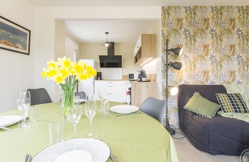 Bourgvallees Cottage | Renovated house in peaceful setting with WiFi and private parking