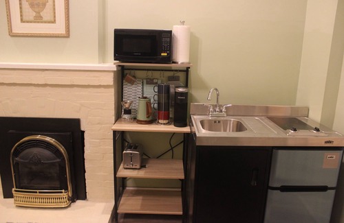 Lafayette Square Apartment | Renovated - Private Studio - stunning master bath