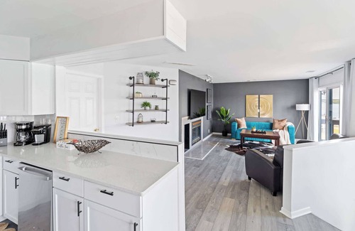 Utica House | Renovated River Home! Hot Tub, Sauna & Game Room