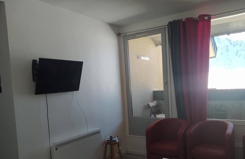 Saint-Aventin Apartment | Renovated T5 duplex for 10 people - At the foot of the slopes