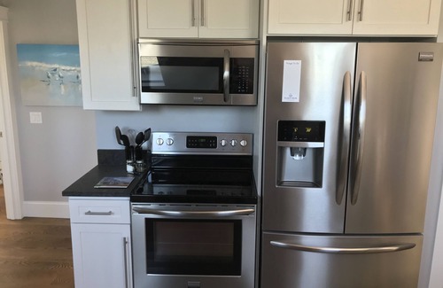 Provincetown Condo | Renovated West End Condo with parking