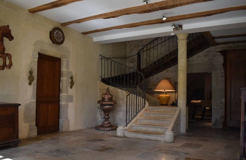 Gaillac-d'Aveyron House | Rent charming residence in Aveyron. 20 beds.