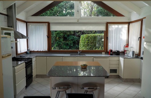 Angostura Apartment | Rent Up -Casa junto al lago Nahuel Huapi