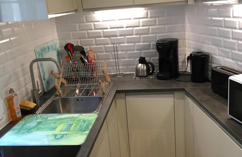 Passy Apartment | Rental 2 bedroom apartment standing near Eiffel tower .