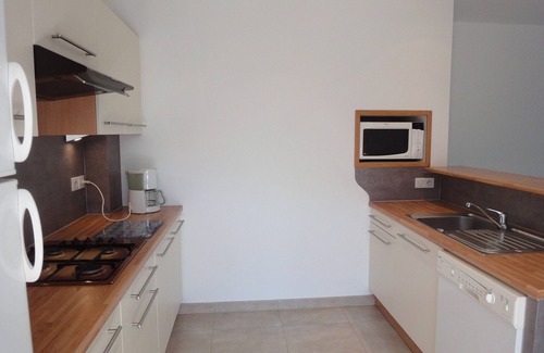 Theoule-sur-Mer Apartment | Rental apartment ds villa situated 50 meters from the beach