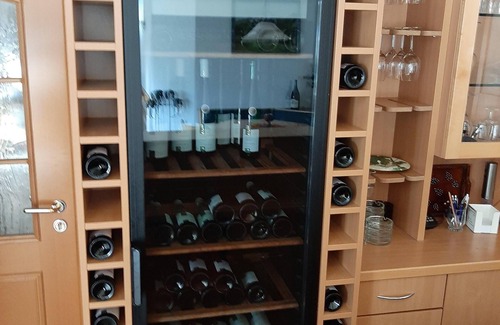 Brauneberg Apartment | Rental-Classic-Private Bathroom-mit Moselblick 2