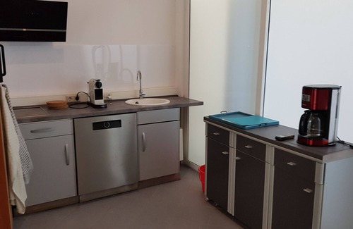 Senftenberg Apartment | Rental-Deluxe-Private Bathroom