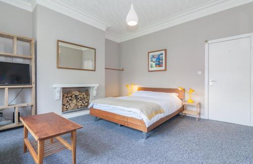 Chorlton-cum-Hardy Apartment | Rentalshosted Chorlton