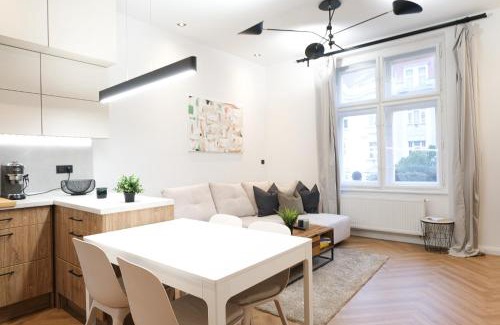 Vrsovice Apartment | Rentero Cozy Apartment in picturesque Prague district