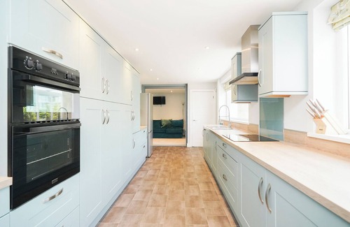 Ridgeway House | RentMySpaHome with Swimming Pool, Hottub and Sauna