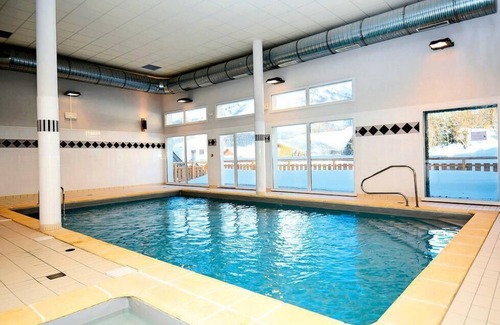 Saint-Sorlin-d'Arves Apartment | Residence Odalys Les Bergers *** - 3 Rooms 6 People