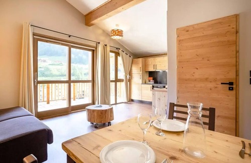 Les Boisses Apartment | Residence Club MMV L'Altaviva* - 3 rooms for 6 people Comfort