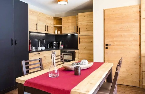 Les Boisses Apartment | Residence Club MMV L'Altaviva* - 3 rooms for 6 people Comfort