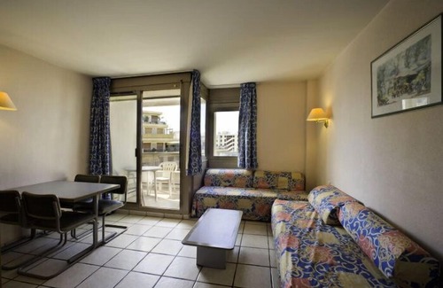 Juan-les-Pins Apartment | Residence Couleurs Soleil - Juan les Pins - 2 Rooms 4/6 Persons