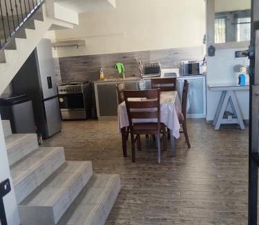 Grand River South East Villa | residence exotica