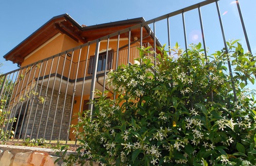 Tignale Apartment | Residence Garden: Three-room apartment with balcony and lake view