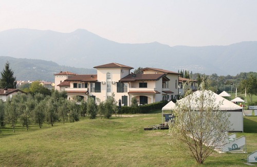 Cunettone-villa House | RESIDENCE IL COLOMBARO ~ TRILOCALE B THREE-ROOMED TORRETTA