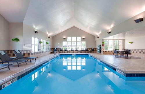 Bedford Park Hotel | Residence Inn Chicago Midway Airport