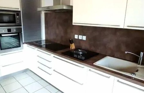 Aix-les-Bains City Center Apartment | Residence L'albizia - Modern and functional in the heart of the city of Aix les Bains!