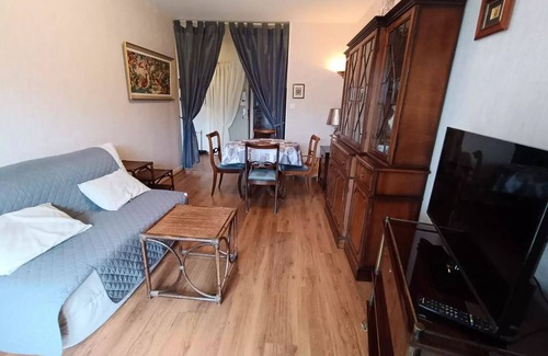 Aix-les-Bains City Center Apartment | Residence L'eden - 2 Rooms for 3 People